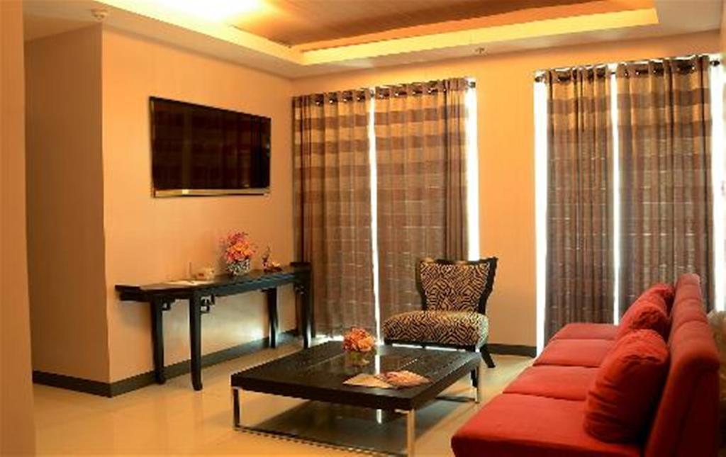 מנילה Silver Oaks Suites & Hotel מראה חיצוני תמונה