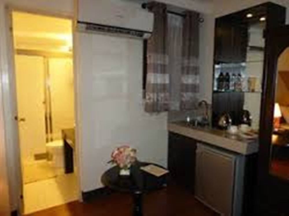 מנילה Silver Oaks Suites & Hotel מראה חיצוני תמונה